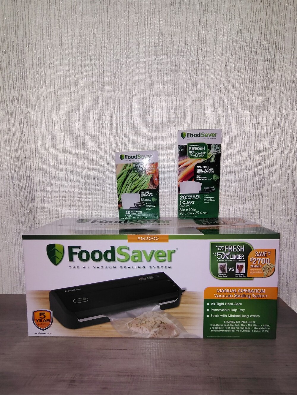 FoodSaver Vacuum Sealing System Starter Kit+Extra Bags
